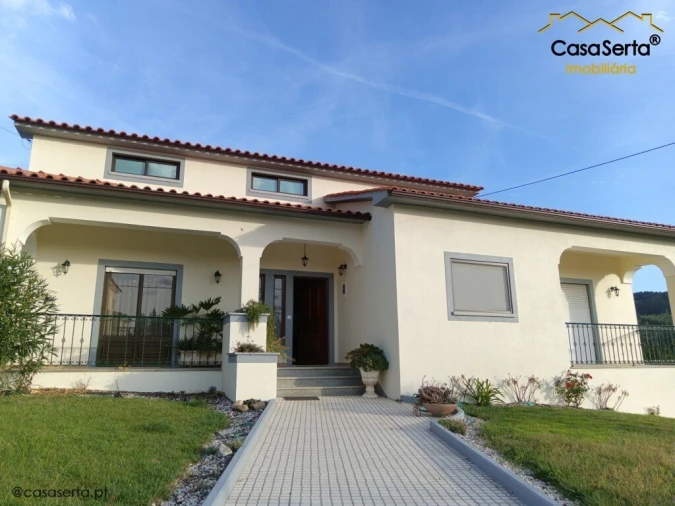 Moradia T3 para Venda em Sertã Foto 1