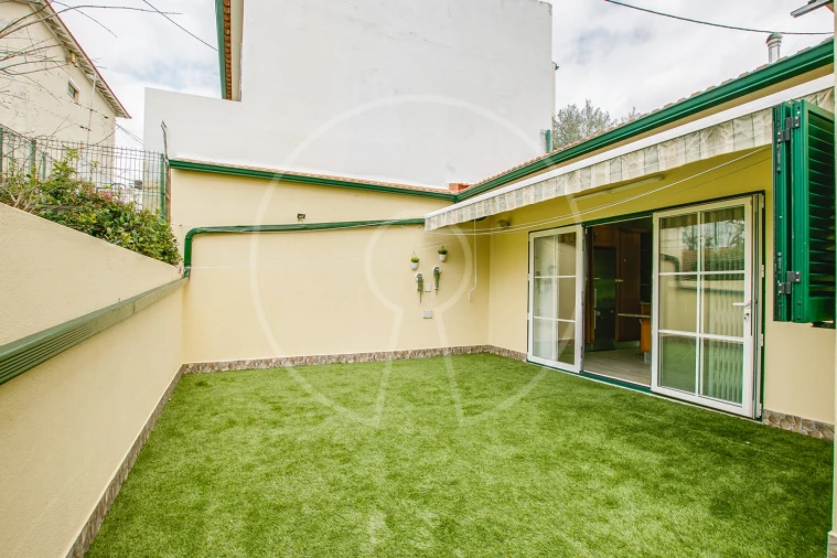 Moradia T3 para Arrendamento em Olivais Foto 3