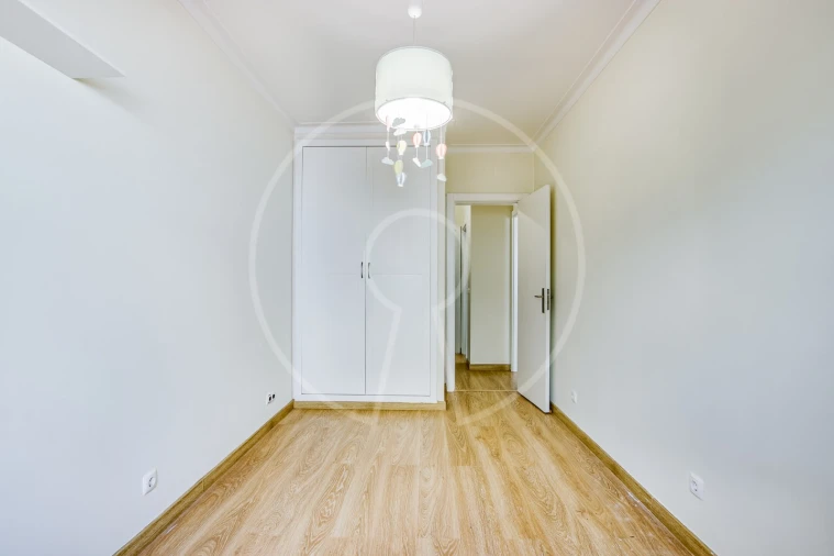 Moradia T3 para Arrendamento em Olivais Foto 19