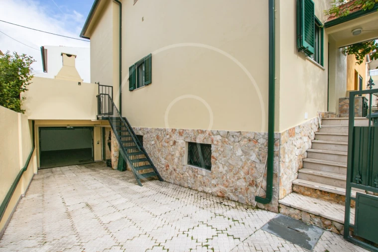 Moradia T3 para Arrendamento em Olivais Foto 26