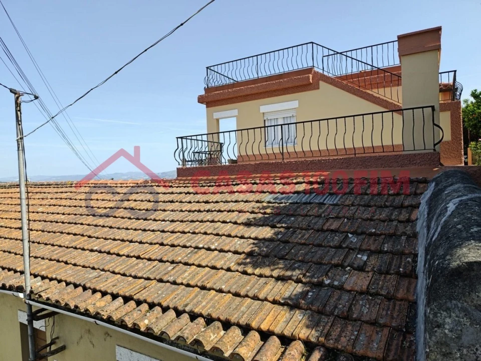 Moradia T10 para Venda em Loureiro Foto 19