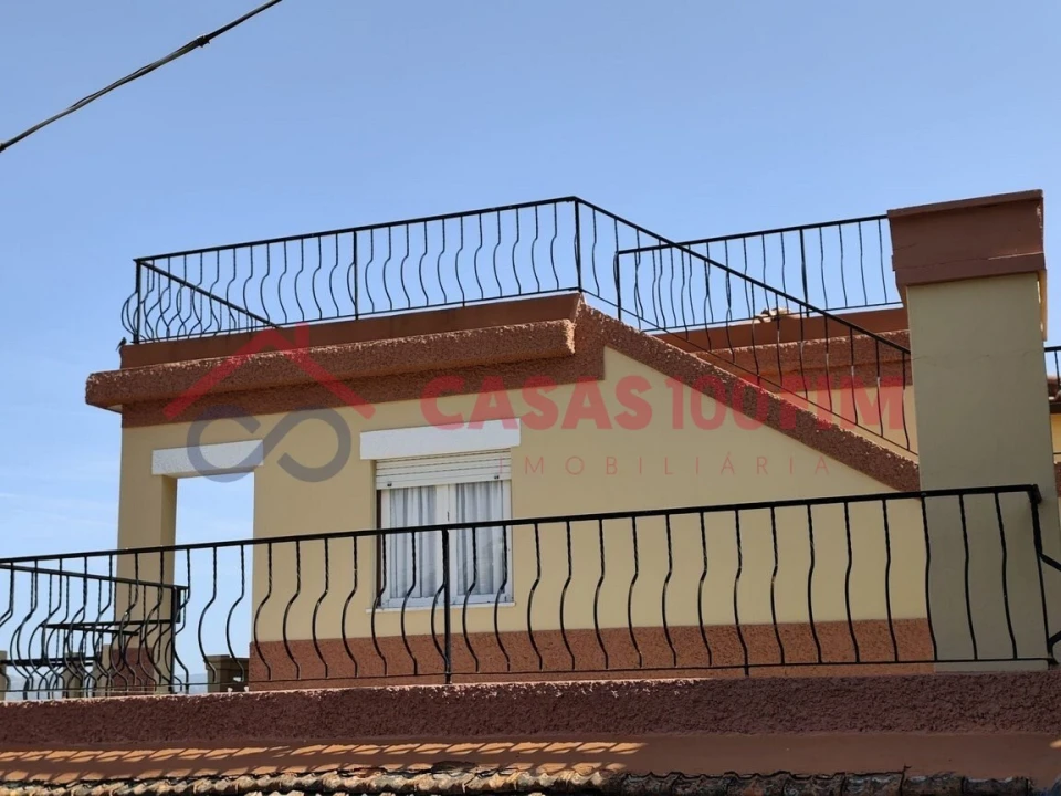 Moradia T10 para Venda em Loureiro Foto 38