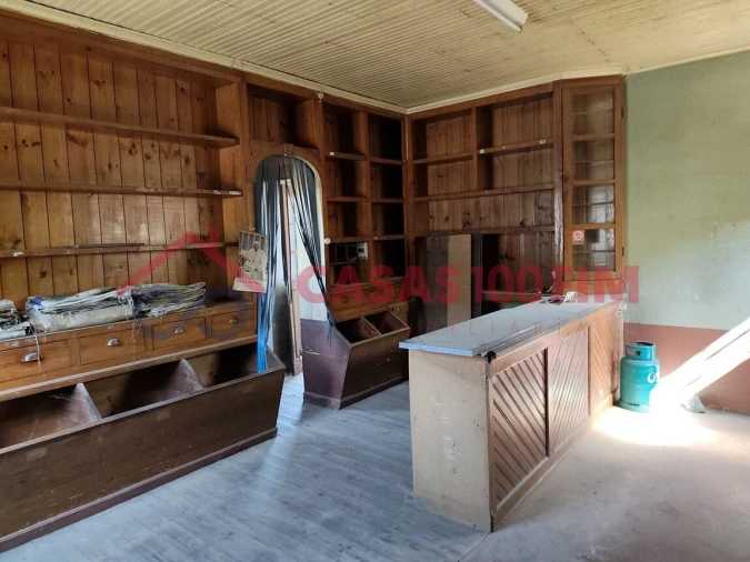 Moradia T10 para Venda em Loureiro Foto 11