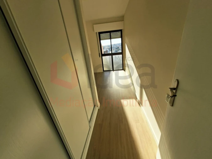 Apartamento T2 para Venda em Algueirão-Mem Martins Foto 14