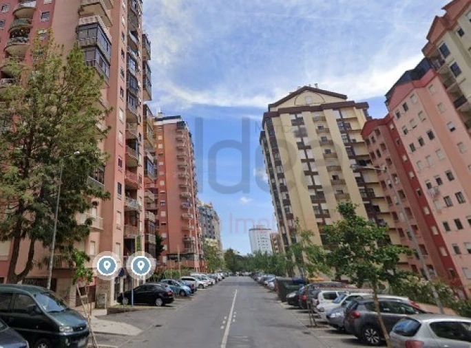 Apartamento T2 para Venda em Algueirão-Mem Martins Foto 27