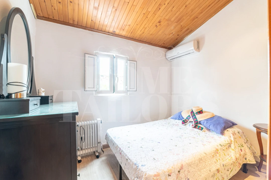 Moradia T4 para Venda em Colos Foto 7