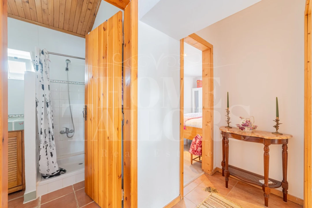 Moradia T4 para Venda em Colos Foto 10