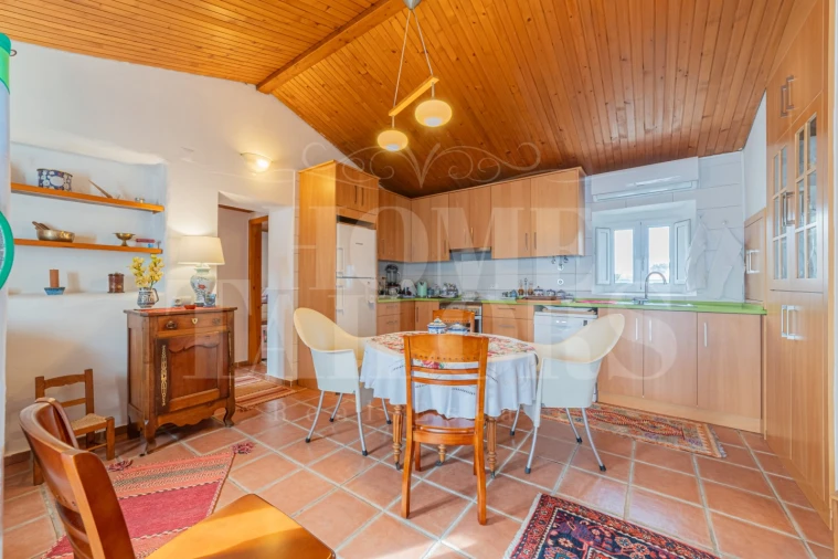 Moradia T4 para Venda em Colos Foto 3