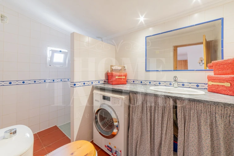 Moradia T4 para Venda em Colos Foto 12