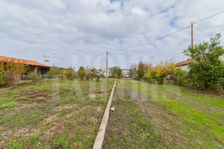 Moradia T4 para Venda em Colos Foto 19