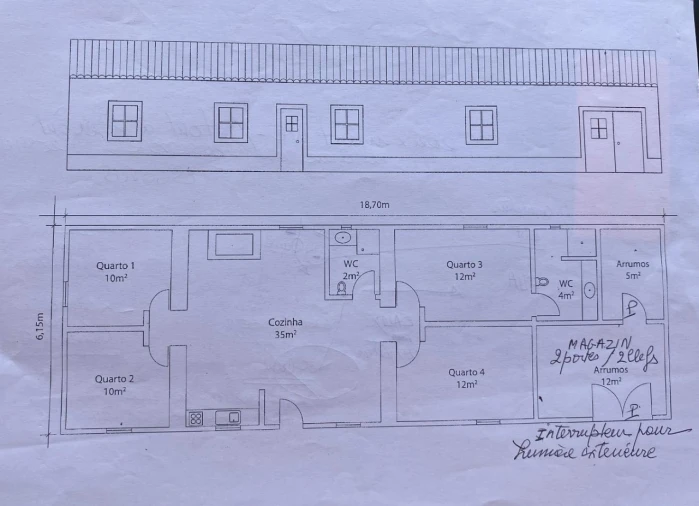 Moradia T4 para Venda em Colos Planta 1