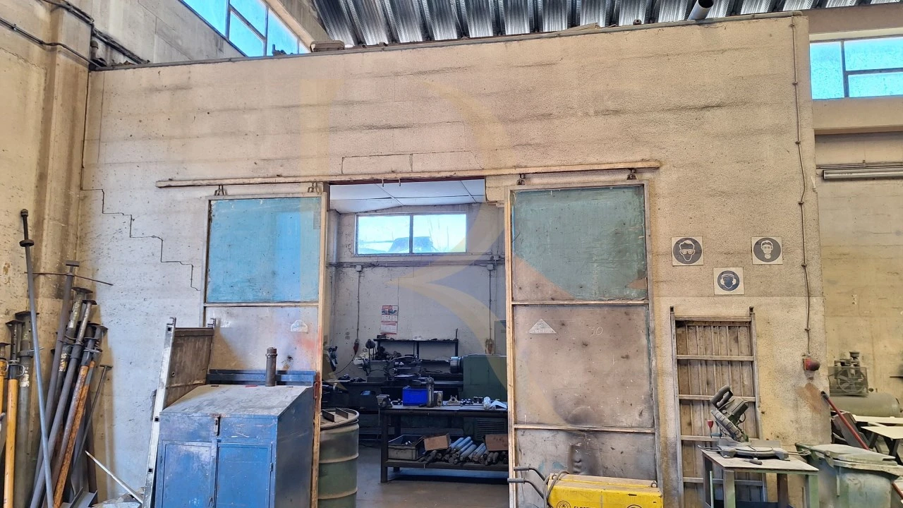 Armazém para Venda em Alhos Vedros Foto 5