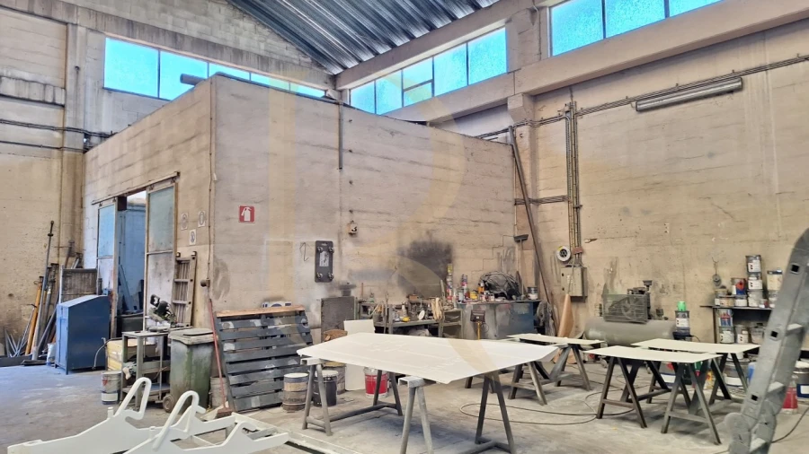 Armazém para Venda em Alhos Vedros Foto 4