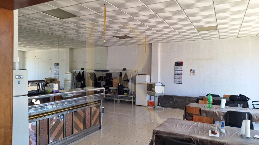 Armazém para Venda em Alhos Vedros Foto 10