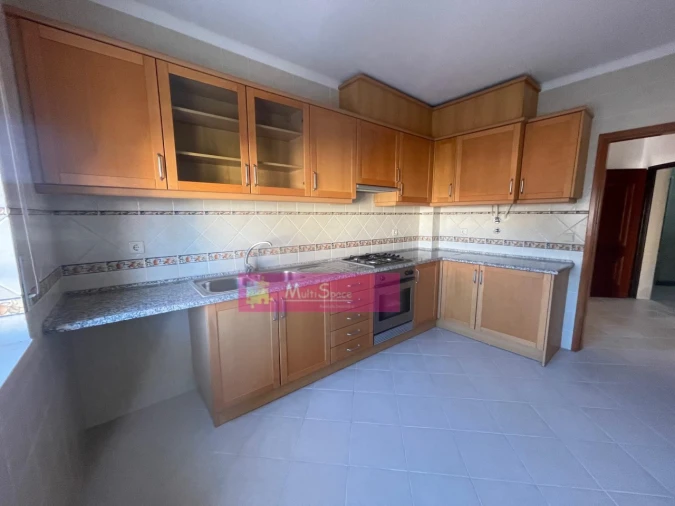 Apartamento T2 para Venda em São João Baptista Foto 5