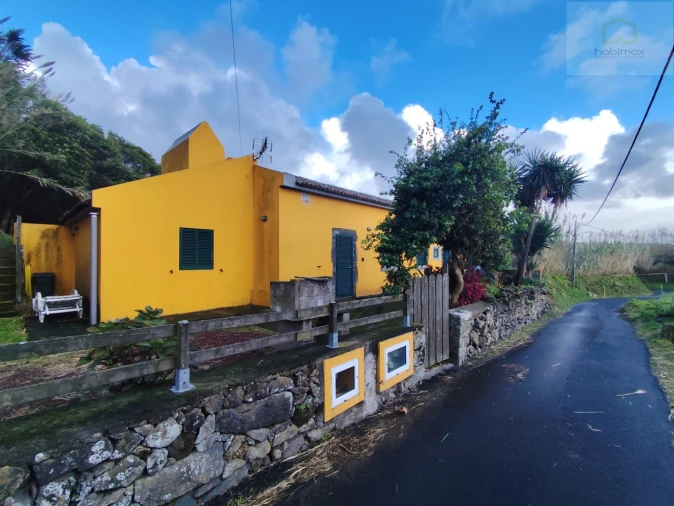 Moradia T2 para Venda em Ginetes Foto 2