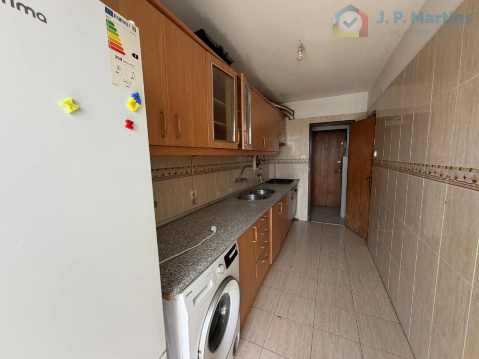 Apartamento T3 para Venda em Laranjeiro e Feijó Foto 13