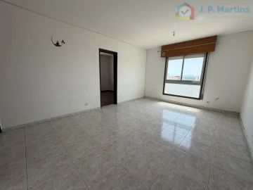 Apartamento T3 para Venda em Laranjeiro e Feijó