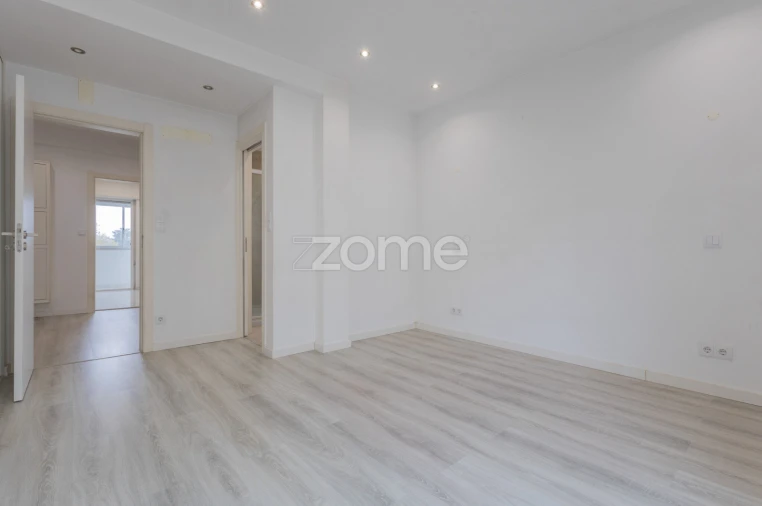 Apartamento T1 para Arrendamento em Oeiras e São Julião da Barra, Paço de Arcos e Caxias Foto 16