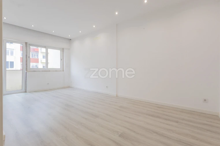 Apartamento T1 para Arrendamento em Oeiras e São Julião da Barra, Paço de Arcos e Caxias Foto 3