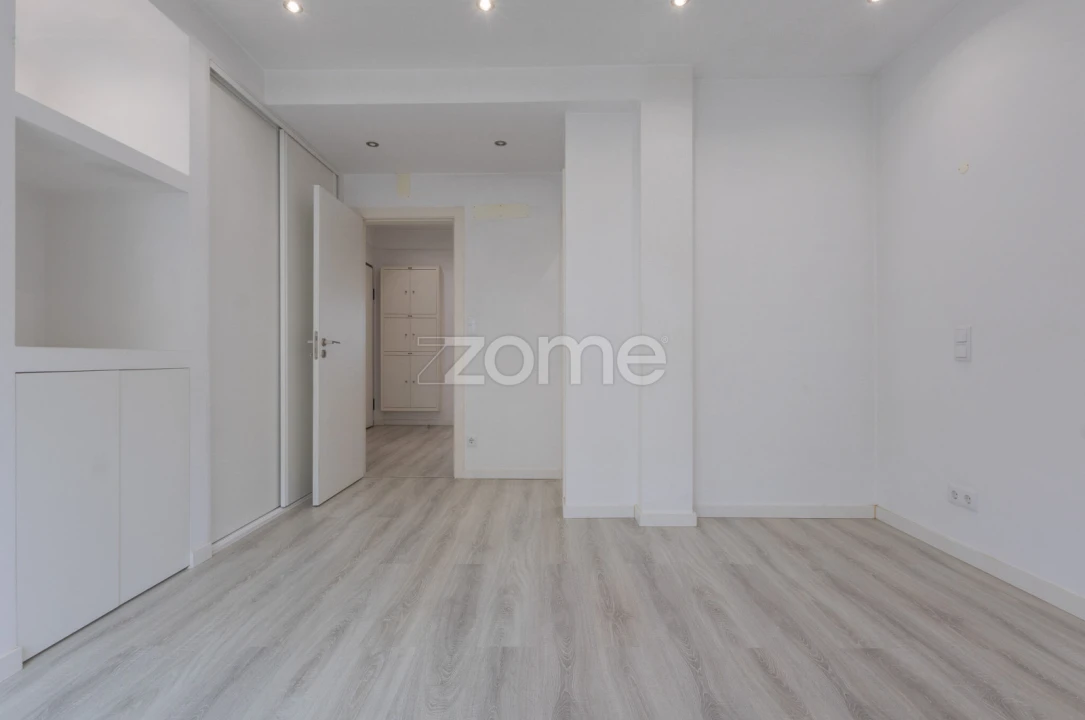 Apartamento T1 para Arrendamento em Oeiras e São Julião da Barra, Paço de Arcos e Caxias Foto 16