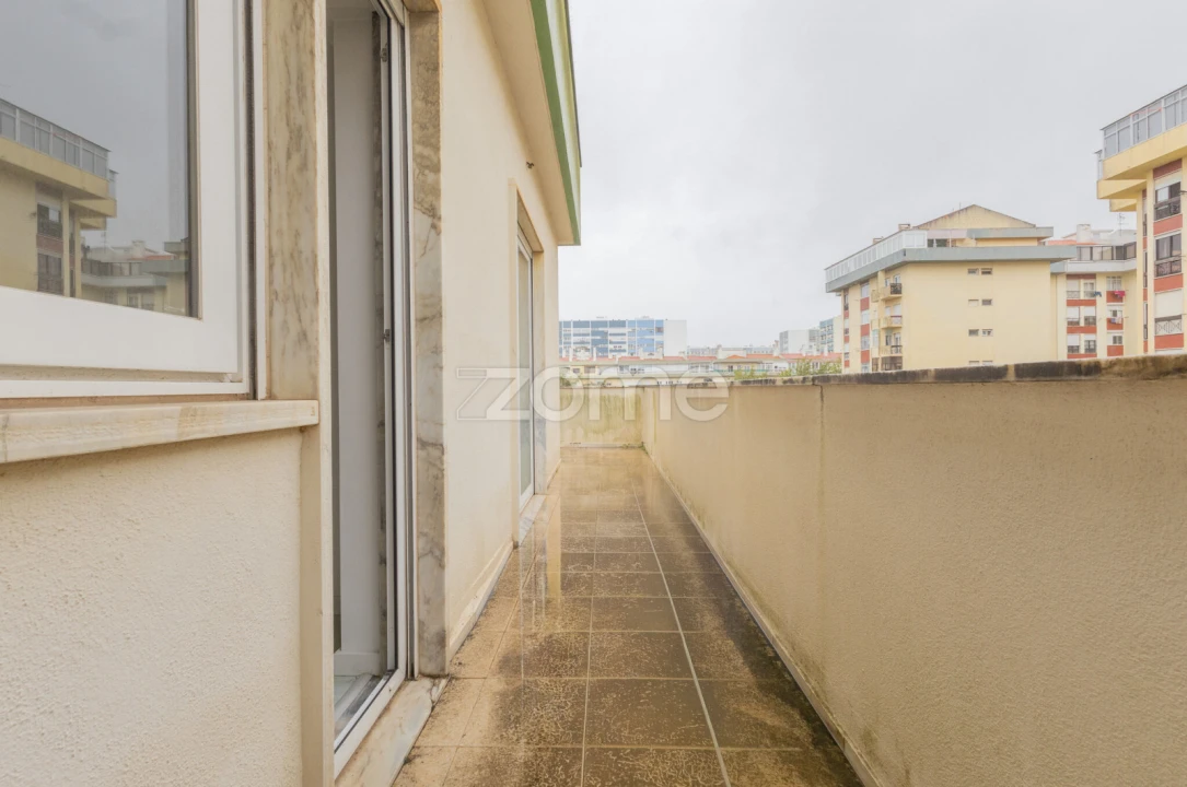 Apartamento T1 para Arrendamento em Oeiras e São Julião da Barra, Paço de Arcos e Caxias Foto 4