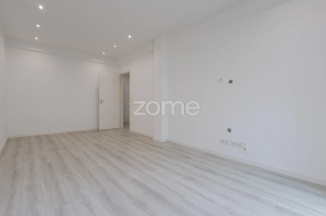 Apartamento T1 para Arrendamento em Oeiras e São Julião da Barra, Paço de Arcos e Caxias Foto 8