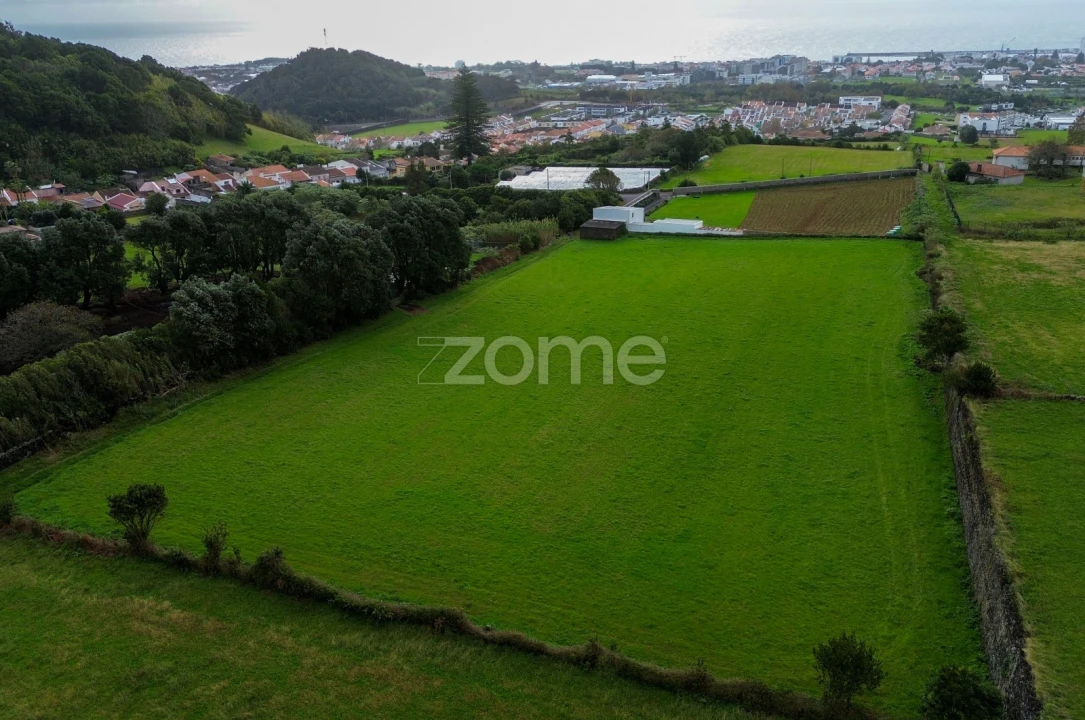 Terreno para Venda em Fajã de Cima Foto 6