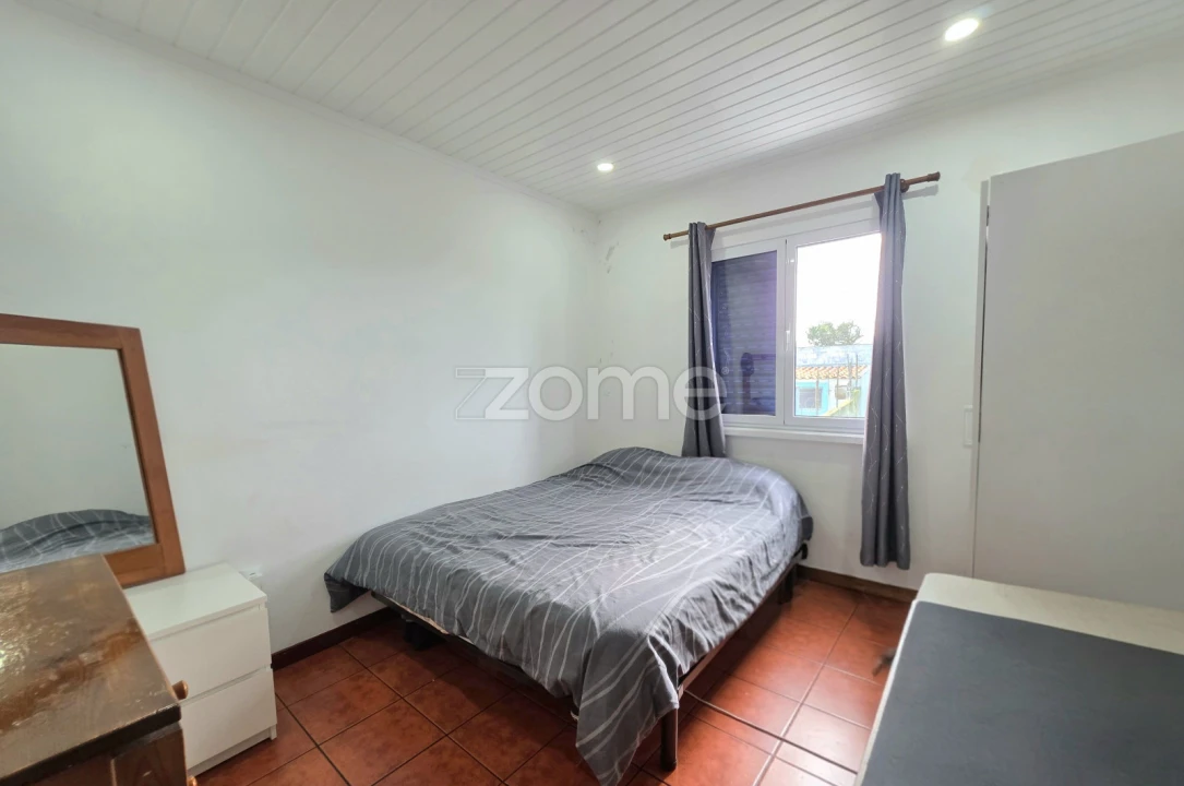 Moradia T4 para Venda em Calhetas Foto 20