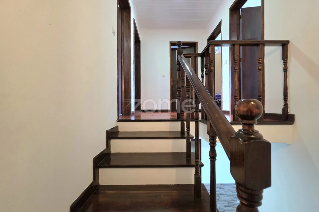 Moradia T4 para Venda em Calhetas Foto 15