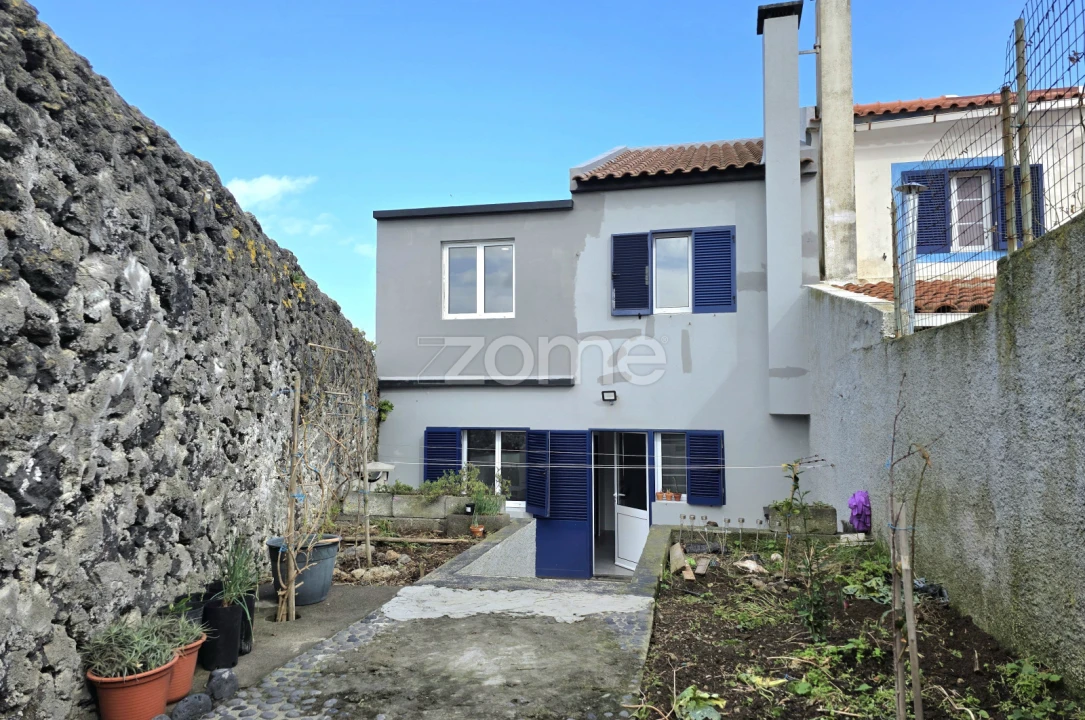 Moradia T4 para Venda em Calhetas Foto 25