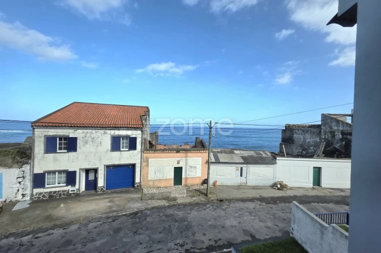 Moradia T4 para Venda em Calhetas Foto 22