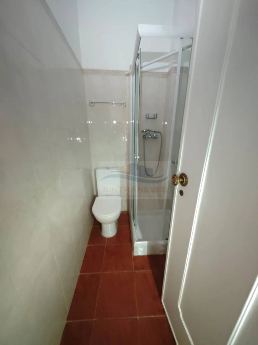 Apartamento T3 para Venda em Venteira Foto 11