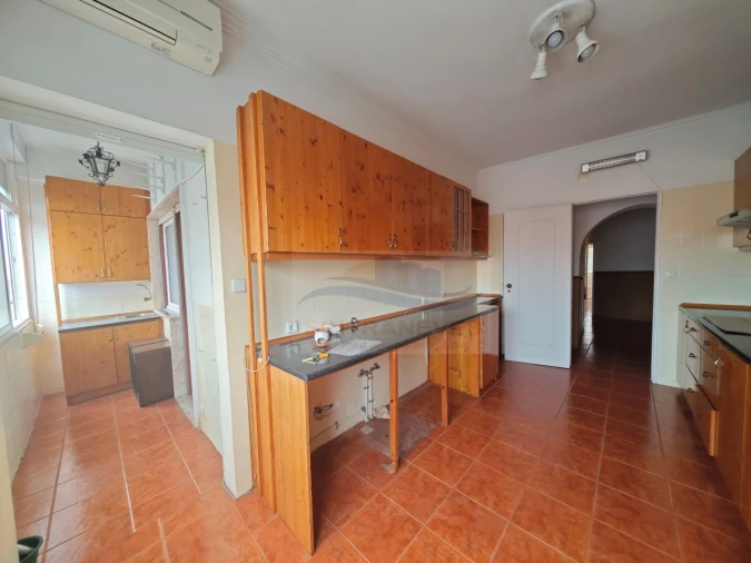 Apartamento T3 para Venda em Venteira Foto 16