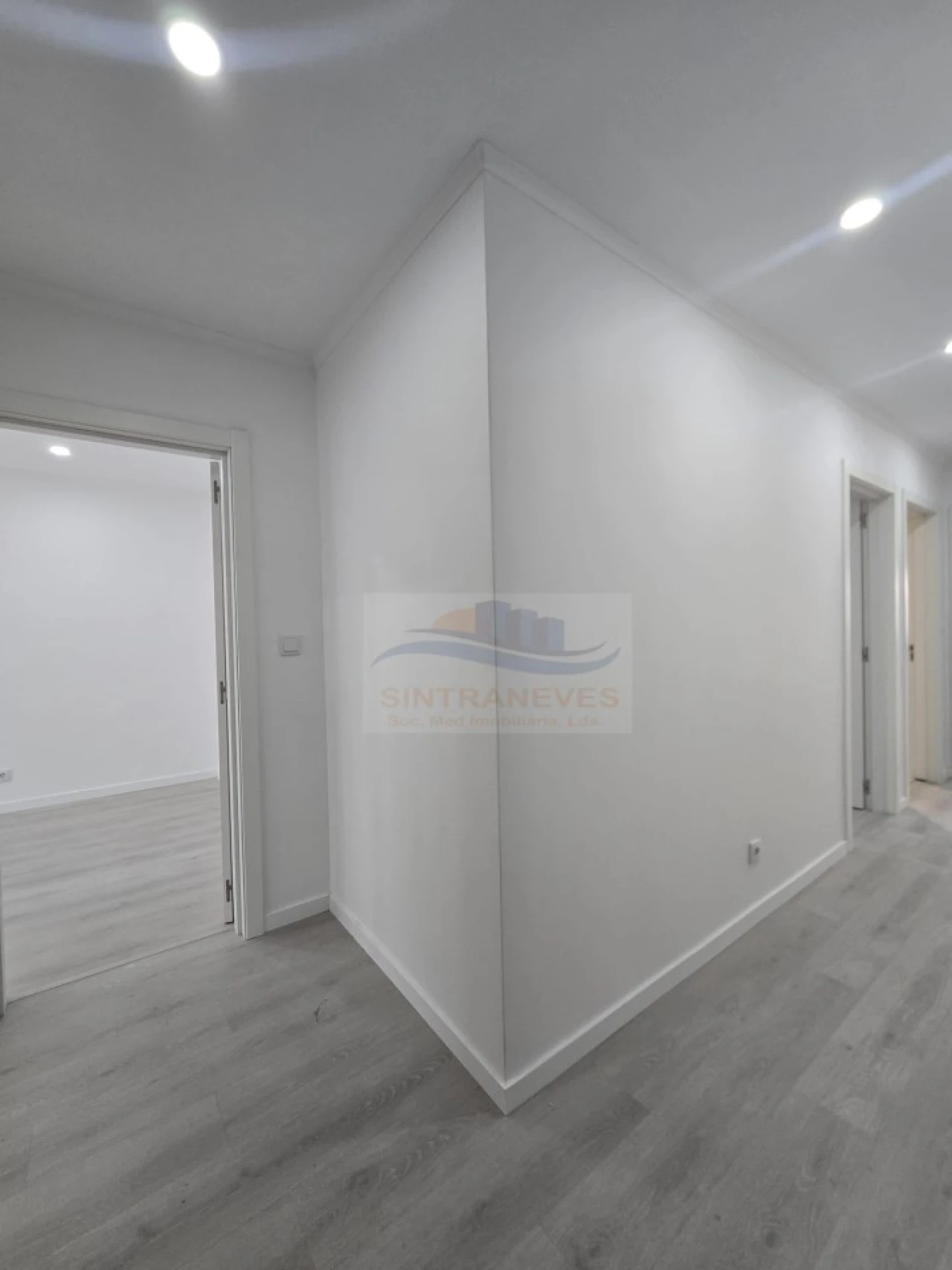 Apartamento T2 para Venda em Falagueira-Venda Nova Foto 8