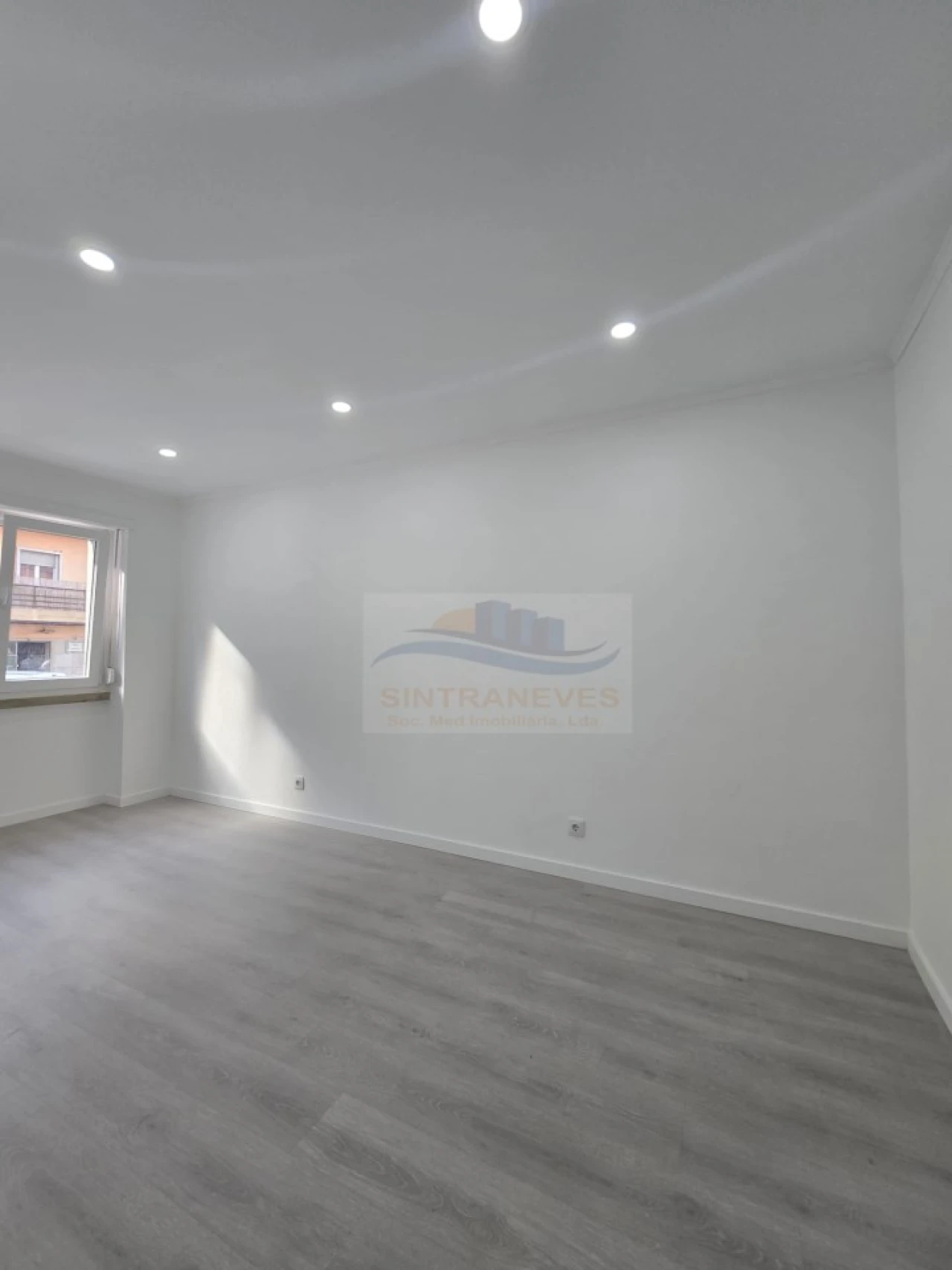 Apartamento T2 para Venda em Falagueira-Venda Nova Foto 16