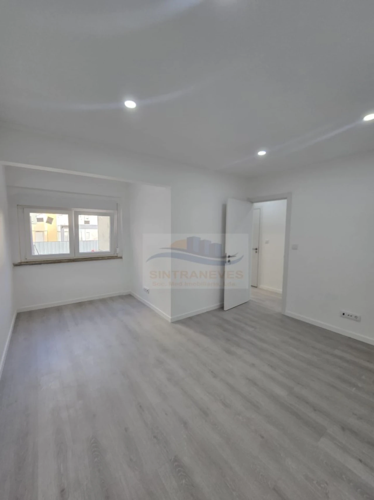 Apartamento T2 para Venda em Falagueira-Venda Nova Foto 17