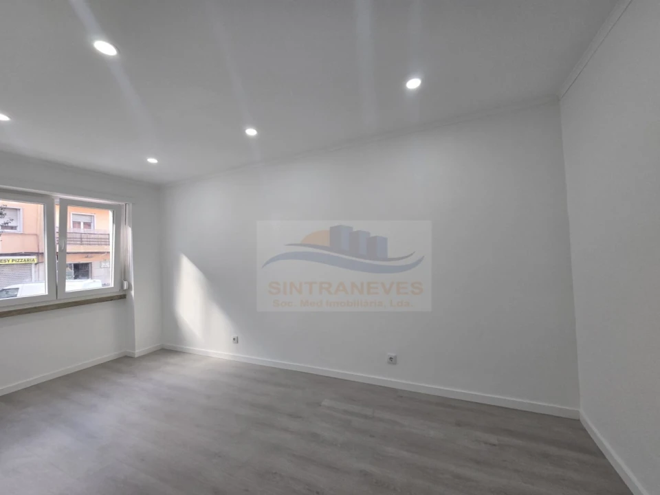 Apartamento T2 para Venda em Falagueira-Venda Nova Foto 19