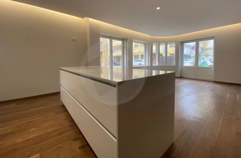 Apartamento T3 para Venda em Póvoa de Varzim, Beiriz e Argivai Foto 1