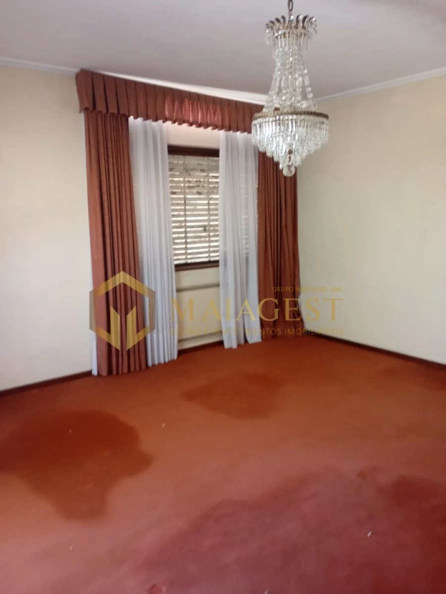 Moradia T6 para Venda em Mozelos Foto 13