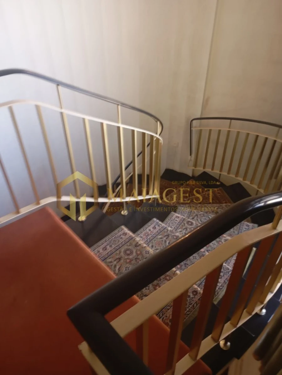 Moradia T6 para Venda em Mozelos Foto 19