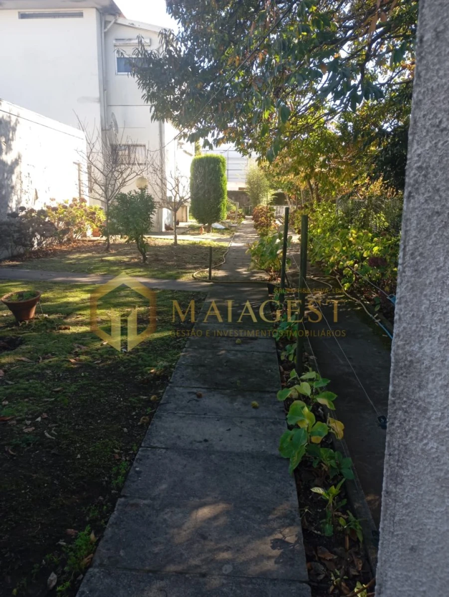 Moradia T6 para Venda em Mozelos Foto 45