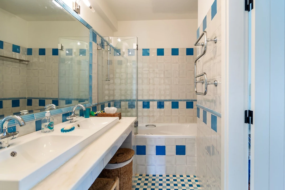 Moradia T4 para Venda em Loule (São Sebastião) Foto 26