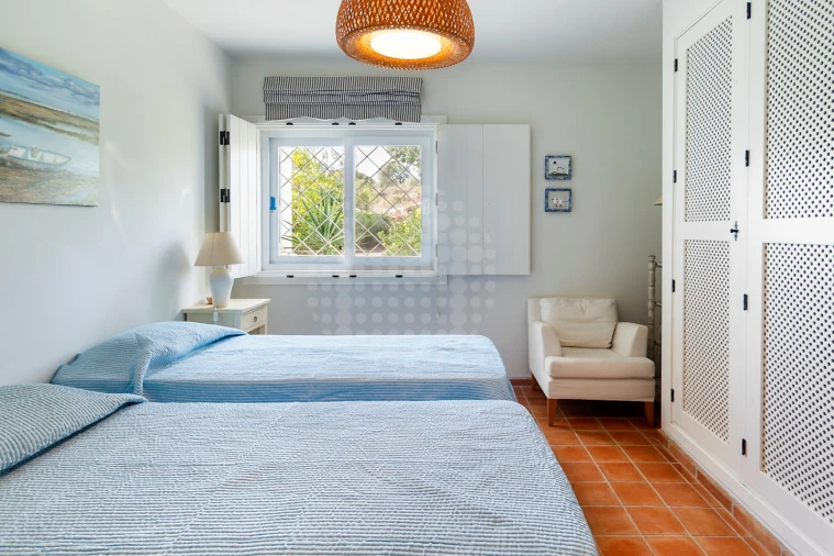 Moradia T4 para Venda em Loule (São Sebastião) Foto 25