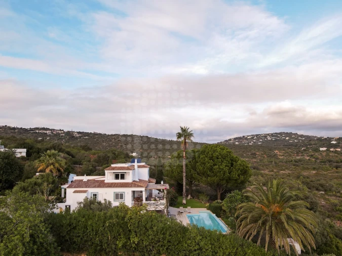 Moradia T4 para Venda em Loule (São Sebastião) Foto 35