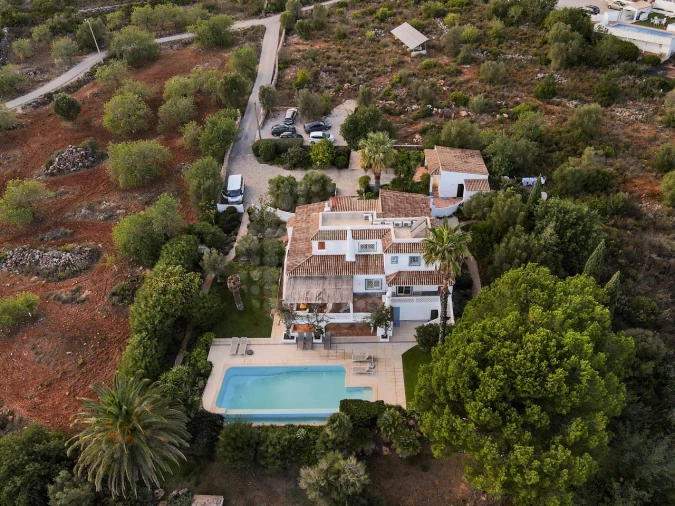 Moradia T4 para Venda em Loule (São Sebastião) Foto 36