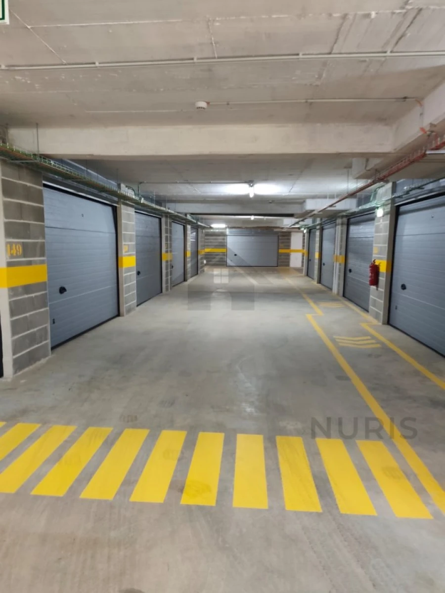 Garagem para Venda em Portimão Foto 7