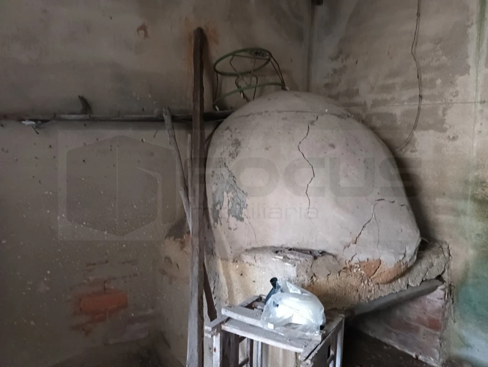 Moradia T2 para Venda em Ouca Foto 15