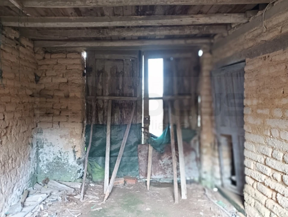 Moradia T2 para Venda em Ouca Foto 23