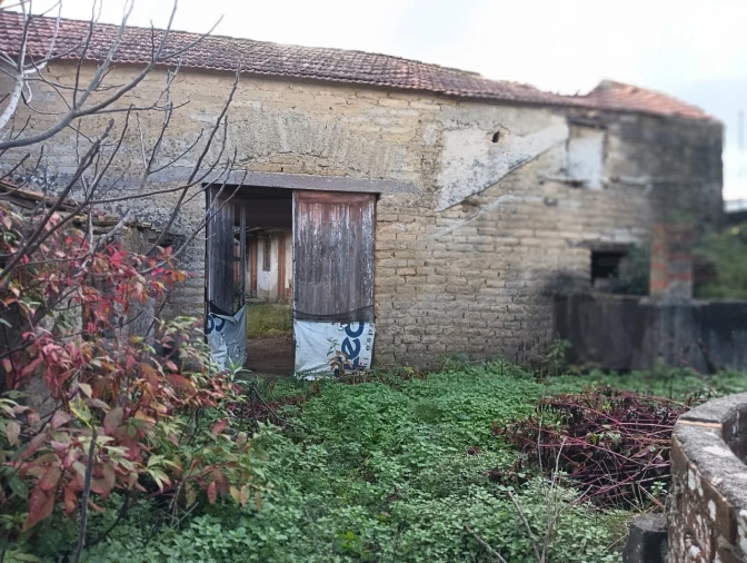 Moradia T2 para Venda em Ouca Foto 20